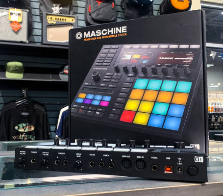 Native Instruments Maschine MK3 Music Production System